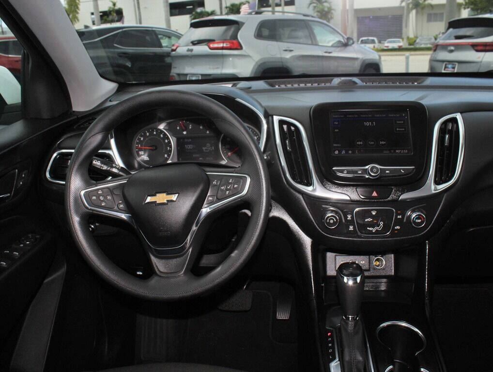 2021 CHEVROLET Equinox SUV / Crossover - $20,495