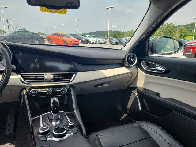 2018 Alfa Romeo Giulia