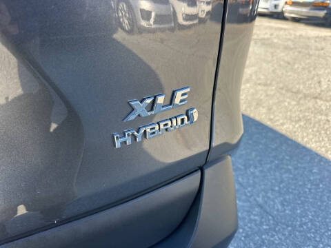 2024 Toyota RAV4 Hybrid XLE