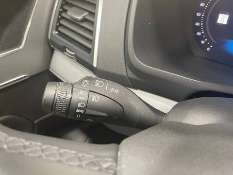 2023 Volvo XC90 B5 Core