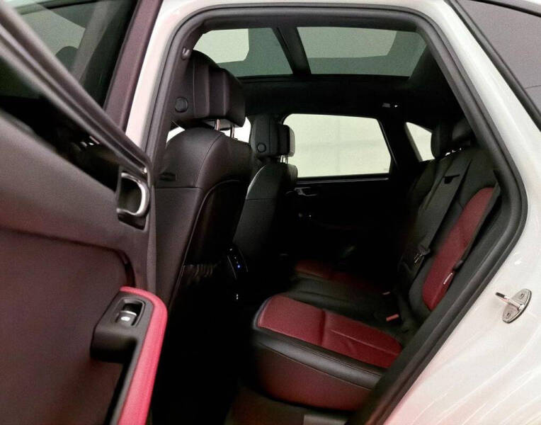 2021 Porsche Macan