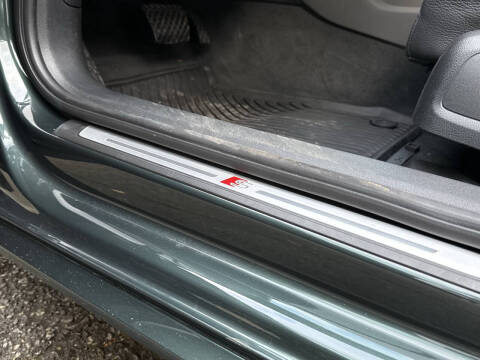 2017 Audi A4 2.0T quattro Premium Plus