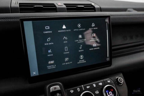 2024 Land Rover Defender 130 P400 X-Dynamic SE