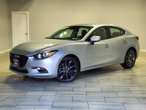 2018 Mazda MAZDA3 Touring