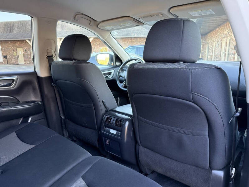 2018 Nissan Pathfinder S