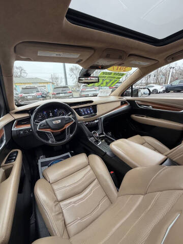 2017 Cadillac XT5 Platinum