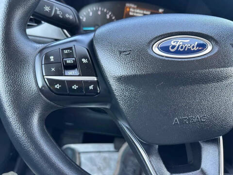 2020 Ford Escape SE