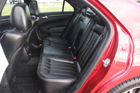 2012 Chrysler 300 S V6