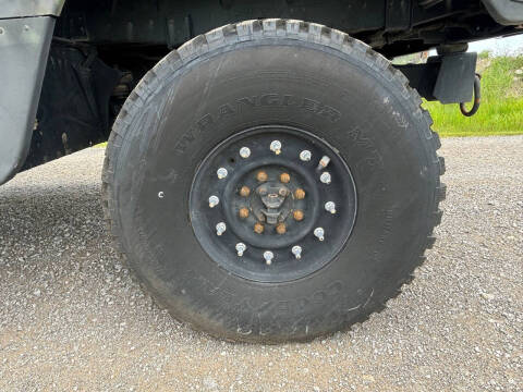 2001 AM General HMMWV