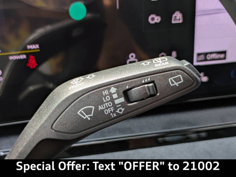 2025 Audi SQ6 e-tron quattro Premium Plus