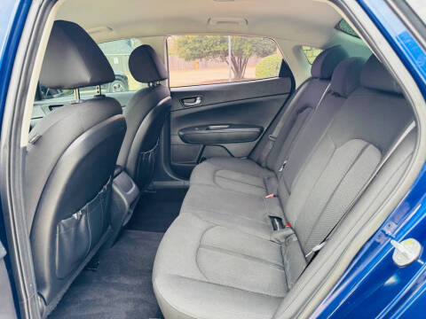 2017 Kia Optima LX