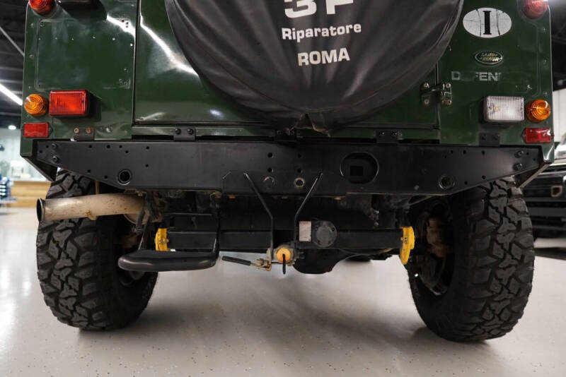 2000 Land Rover Defender