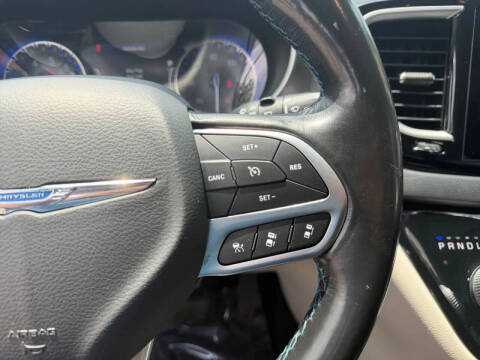 2021 Chrysler Pacifica Touring L