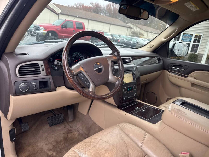 2011 GMC Yukon Denali