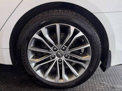 2015 Hyundai Genesis