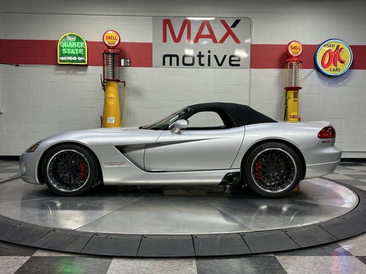 2005 Dodge Viper 5