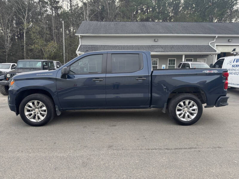 2022 Chevrolet Silverado 1500 Custom's photo