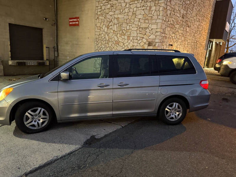 2007 Honda Odyssey EX photo 3