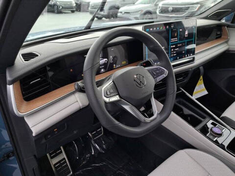 2026 Volkswagen Tiguan SEL R-Line Turbo 4Motion