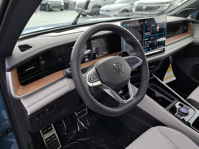 2026 Volkswagen Tiguan SEL R-Line Turbo 4Motion