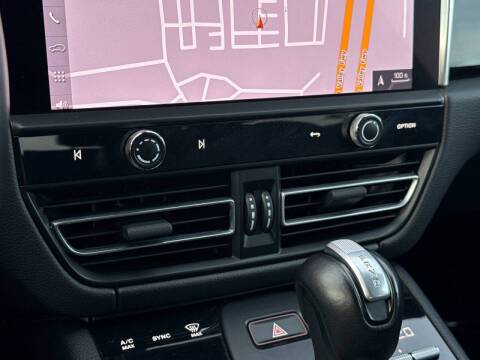 2024 Porsche Macan