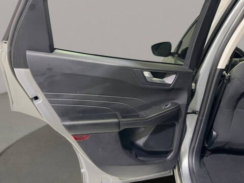 2021 Ford Escape Hybrid SE