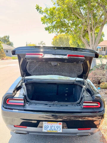 2020 Dodge Challenger SXT