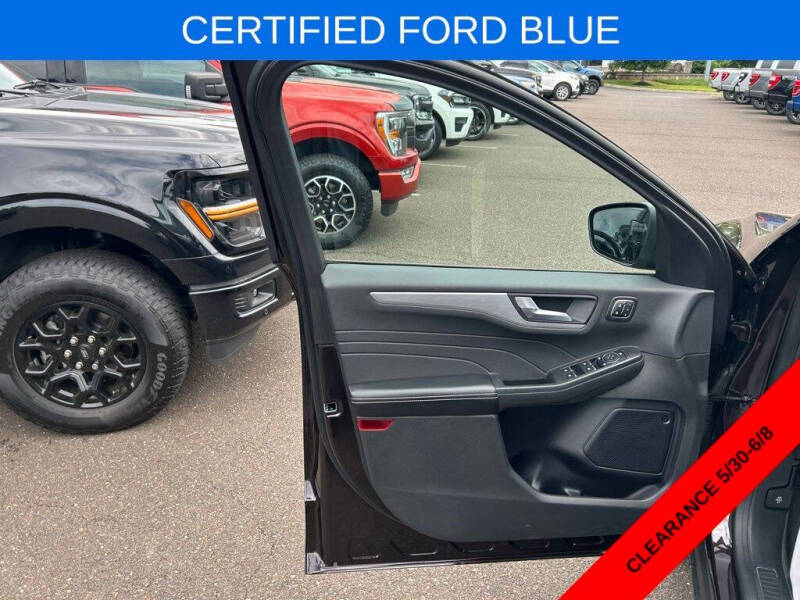 2023 Ford Escape Platinum