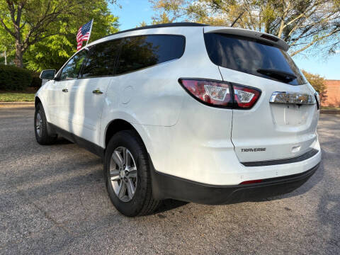 2017 Chevrolet Traverse LT