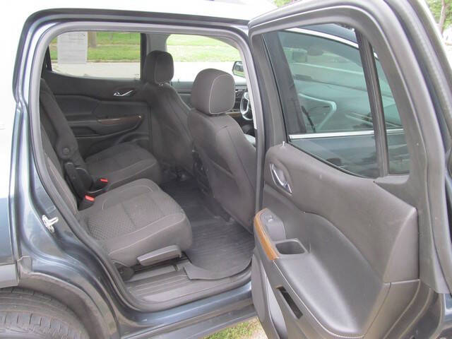 2019 GMC Acadia SLE-2