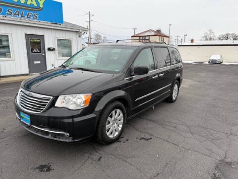 2016 Chrysler Town and Country for sale at BETTER WAY AUTO SALES in Rantoul IL
