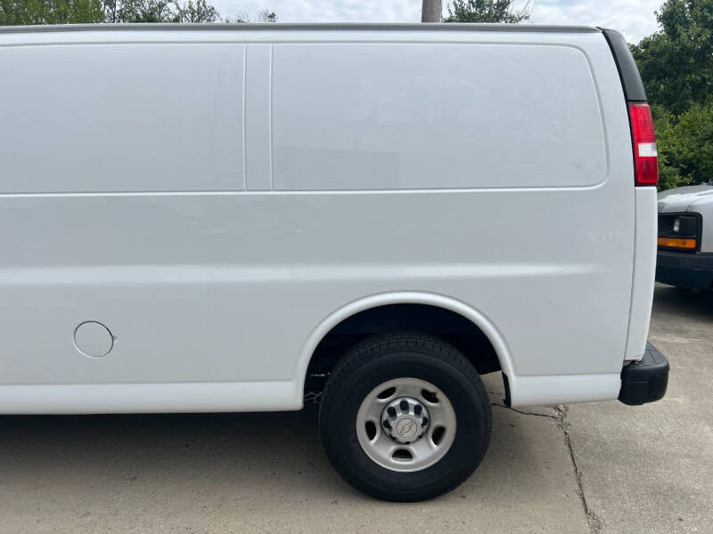 2019 Chevrolet Express 2500