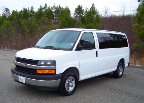 2017 Chevrolet Express LT 2500