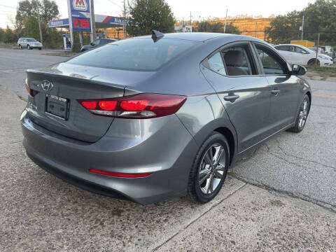 2018 Hyundai Elantra