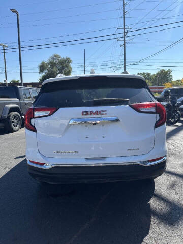 2022 GMC Terrain SLT