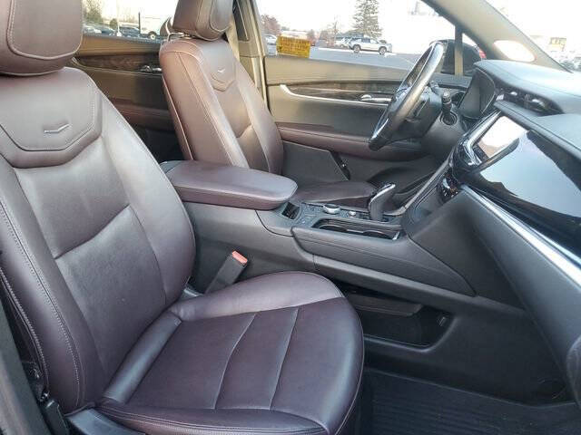 2022 Cadillac XT6 Premium Luxury