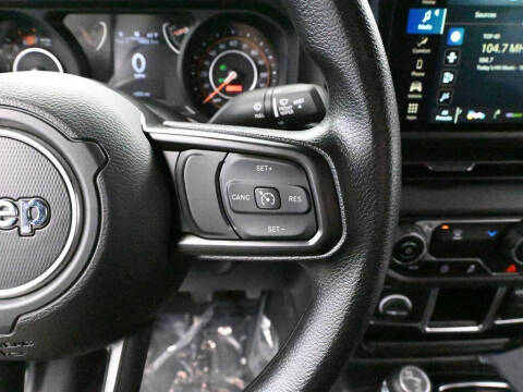 2024 Jeep Wrangler Sport