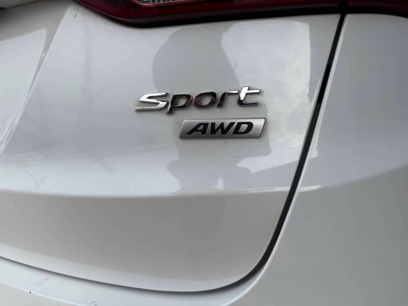 2017 Hyundai Santa Fe Sport photo 11