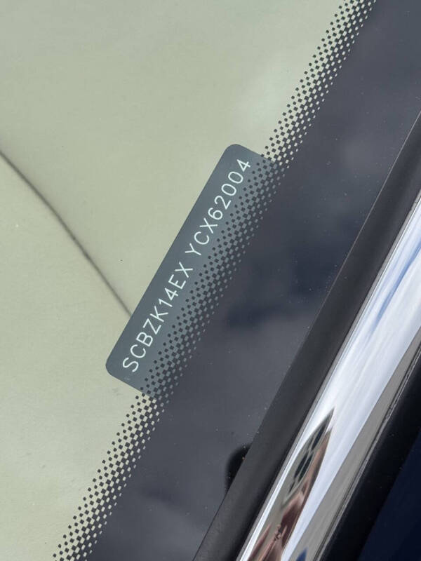 2000 Bentley Azure