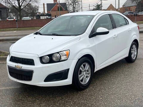 2016 Chevrolet Sonic LT Auto