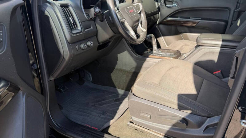 2018 GMC Canyon SLE
