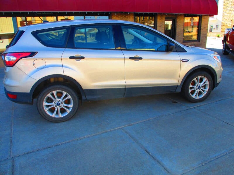 2017 Ford Escape S photo 2