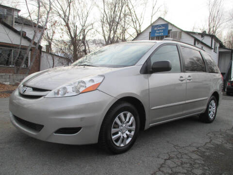 2008 Toyota Sienna for sale at Summit Auto Sales in Reno NV