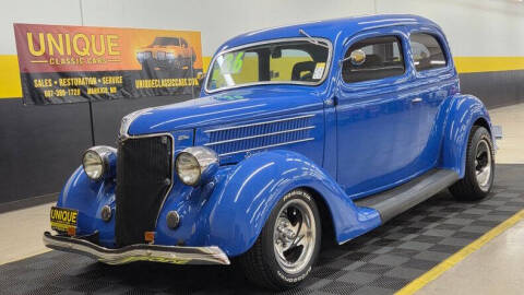 1936 Ford Deluxe