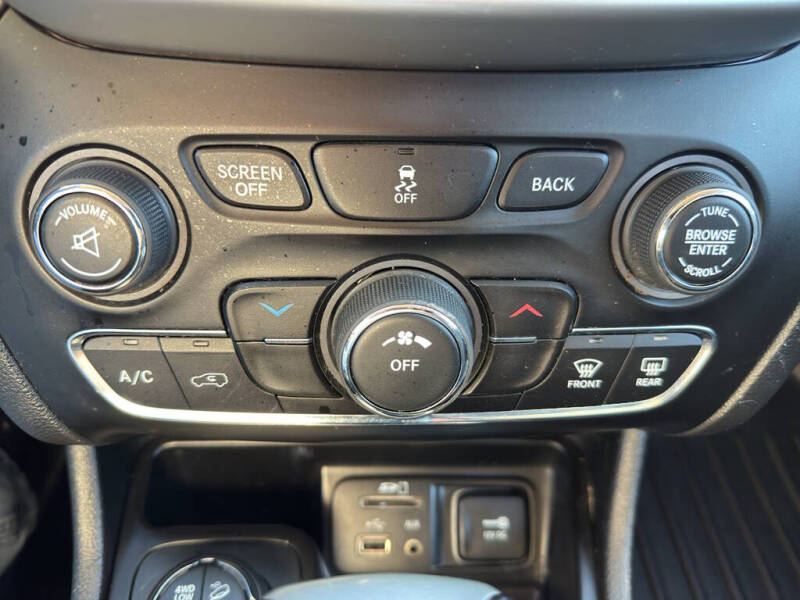 2017 Jeep Cherokee Trailhawk