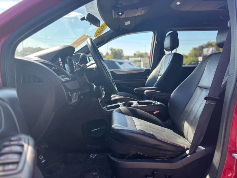 2016 Dodge Grand Caravan R/T