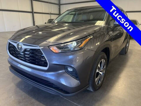 2022 Toyota Highlander for sale at Auto Deals by Dan Powered by AutoHouse - AutoHouse Tempe in Tempe AZ