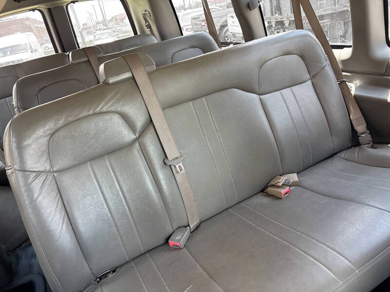 2017 Chevrolet Express LS 2500