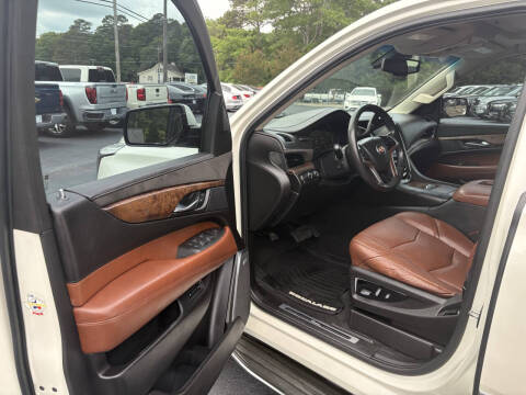 2015 Cadillac Escalade Luxury