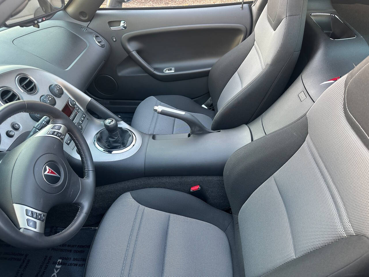 2009 Pontiac Solstice 37